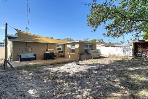 Villa ou maison à louer à Holiday, Floride: 2 chambres, 95.5 m2 № 2098945 - photo 12