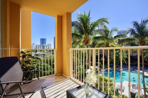 Condominio en venta en Aventura, Florida, 3 dormitorios, 125.42 m2 № 1858618 - foto 6