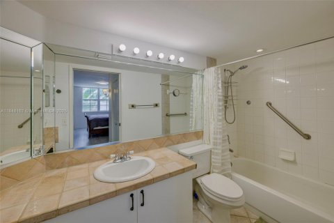 Condominio en venta en Aventura, Florida, 3 dormitorios, 125.42 m2 № 1858618 - foto 21