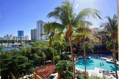 Condominio en venta en Aventura, Florida, 3 dormitorios, 125.42 m2 № 1858618 - foto 4