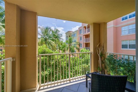 Condominio en venta en Aventura, Florida, 3 dormitorios, 125.42 m2 № 1858618 - foto 2