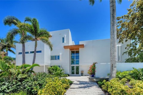 House in Sarasota, Florida 4 bedrooms, 428.93 sq.m. № 2207591 - photo 2