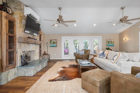 House in Venice, Florida 2 bedrooms, 137.12 sq.m. № 1537855 - photo 2
