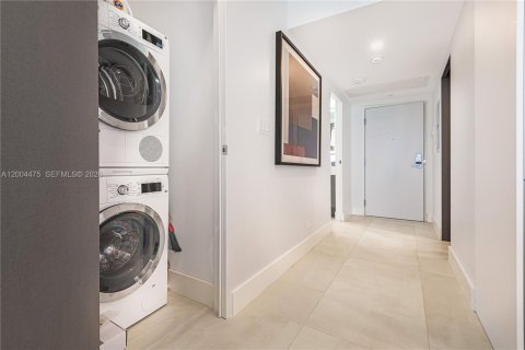Condominio en alquiler en Miami Beach, Florida, 1 dormitorio, 81.75 m2 № 2068583 - foto 25