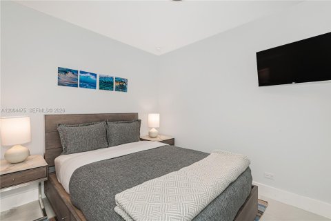 Condominio en alquiler en Miami Beach, Florida, 1 dormitorio, 81.75 m2 № 2068583 - foto 22