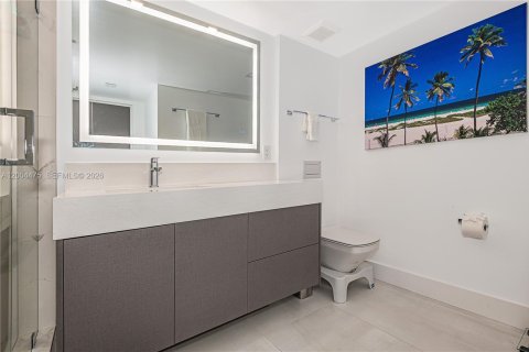 Condominio en alquiler en Miami Beach, Florida, 1 dormitorio, 81.75 m2 № 2068583 - foto 18