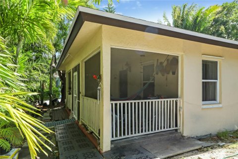 Villa ou maison à vendre à Homestead, Floride: 3 chambres, 103.86 m2 № 1946521 - photo 2