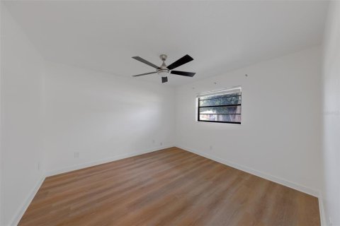 Casa en venta en Palm Harbor, Florida, 3 dormitorios, 158.49 m2 № 2386675 - foto 25