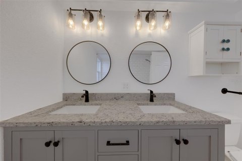 Casa en venta en Palm Harbor, Florida, 3 dormitorios, 158.49 m2 № 2386675 - foto 29