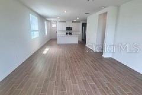 Villa ou maison à louer à Zephyrhills, Floride: 4 chambres, 149.29 m2 № 2378156 - photo 22