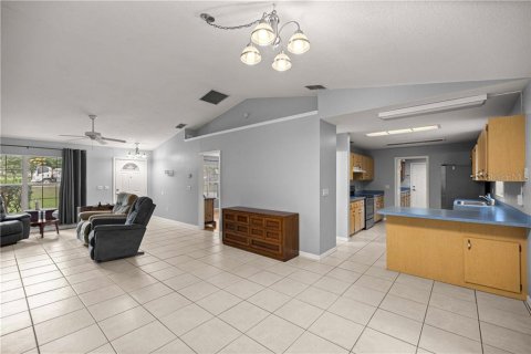 Villa ou maison à vendre à Summerfield, Floride: 3 chambres № 2404465 - photo 5