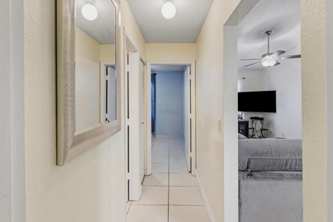 House in Port St. Lucie, Florida 2 bedrooms, 86.77 sq.m. № 2146616 - photo 21