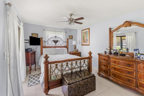 House in Port St. Lucie, Florida 2 bedrooms, 86.77 sq.m. № 2146616 - photo 23