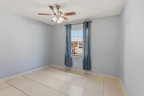 House in Port St. Lucie, Florida 2 bedrooms, 86.77 sq.m. № 2146616 - photo 20