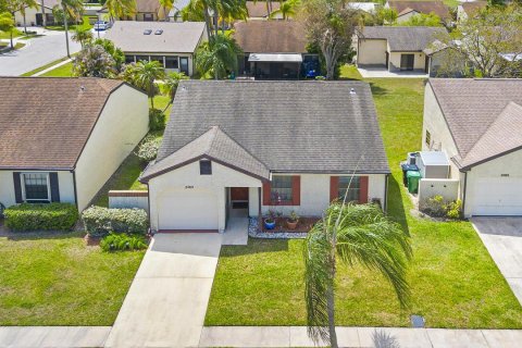 House in Port St. Lucie, Florida 2 bedrooms, 86.77 sq.m. № 2146616