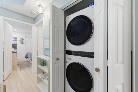 Купить таунхаус в Палм-Бич-Гарденс, Флорида 8 комнат, 152.55м2, № 2082497 - фото 23