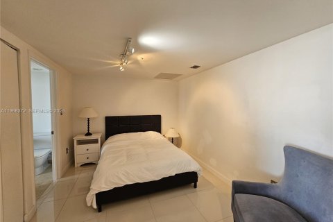 Снять в аренду кондоминиум в Майами, Флорида 2 спальни, 134.71м2, № 2031568 - фото 8