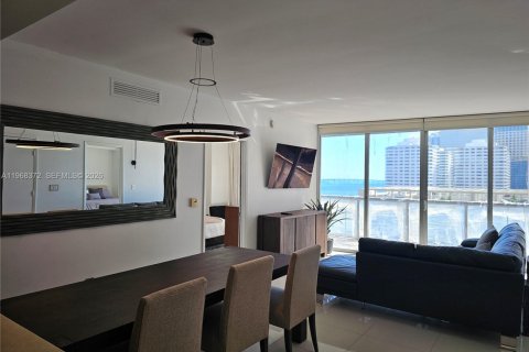 Снять в аренду кондоминиум в Майами, Флорида 2 спальни, 134.71м2, № 2031568 - фото 4