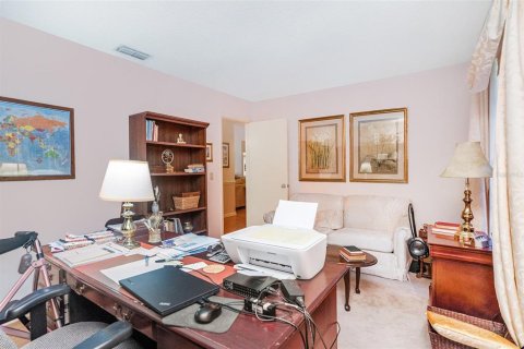 House in Tampa, Florida 3 bedrooms, 170.66 sq.m. № 1798127 - photo 15