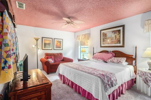 House in Tampa, Florida 3 bedrooms, 170.66 sq.m. № 1798127 - photo 16