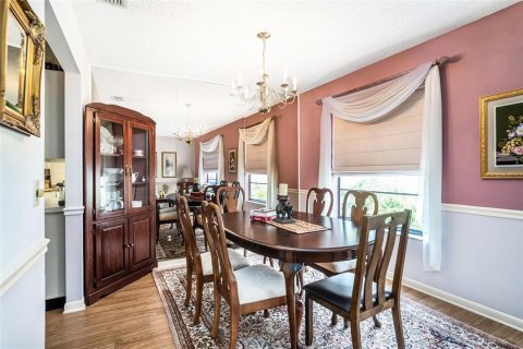 House in Tampa, Florida 3 bedrooms, 170.66 sq.m. № 1798127 - photo 20