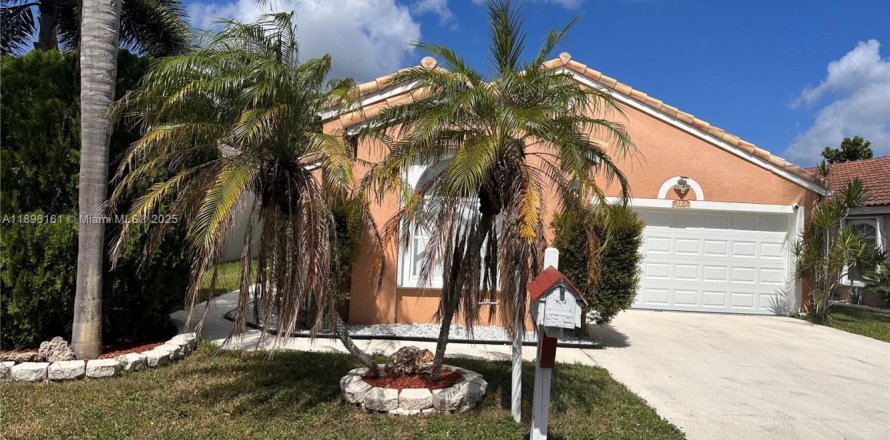 Casa en Greenacres, Florida 3 dormitorios, 146.69 m2 № 1950396