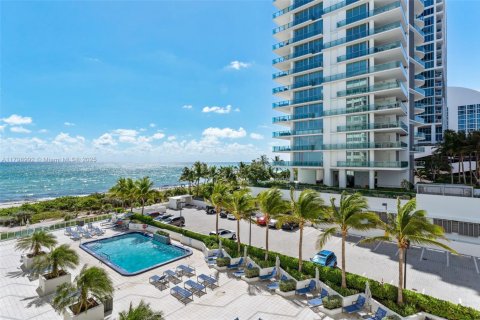 Condominio en venta en Miami Beach, Florida, 1 dormitorio, 88.44 m2 № 1864693 - foto 11