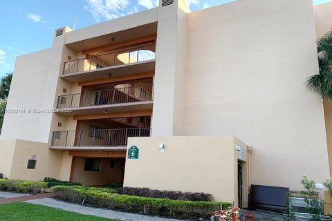 Купить кондоминиум в Майами, Флорида 2 спальни, 89.65м2, № 1890251 - фото 11