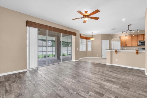 Casa en venta en Wesley Chapel, Florida, 3 dormitorios, 245.63 m2 № 1917960 - foto 15
