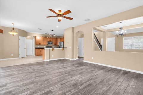 Casa en venta en Wesley Chapel, Florida, 3 dormitorios, 245.63 m2 № 1917960 - foto 13