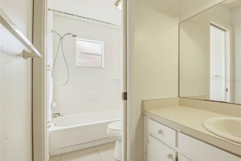 Купить виллу или дом в Нью-Порт-Ричи, Флорида 5 комнат, 104.33м2, № 2093925 - фото 26
