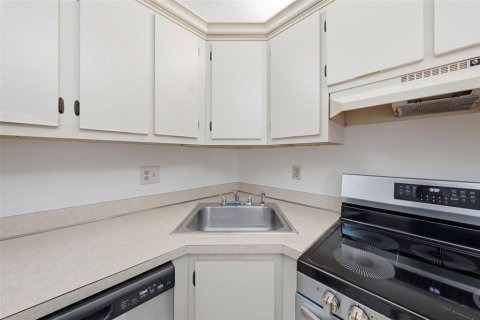 Copropriété à louer à Sanford, Floride: 2 chambres, 95.22 m2 № 2386073 - photo 6