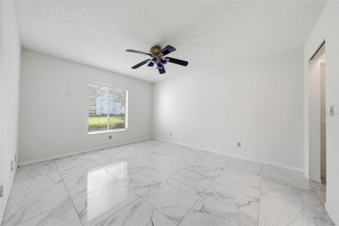 Copropriété à louer à Sanford, Floride: 2 chambres, 95.22 m2 № 2386073 - photo 10