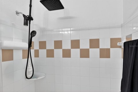 Купить кондоминиум в Гейнсвилл, Флорида 7 комнат, 100.33м2, № 2092465 - фото 20