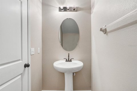 Villa ou maison à louer à Wimauma, Floride: 5 chambres, 224.36 m2 № 2118623 - photo 10
