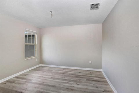 Villa ou maison à louer à Wimauma, Floride: 5 chambres, 224.36 m2 № 2118623 - photo 20