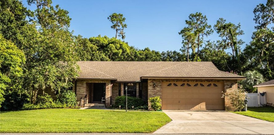 House in Lakeland, Florida 4 bedrooms, 226.87 sq.m. № 1839899