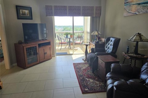 Condo in Venice, Florida, 2 bedrooms  № 1808656 - photo 9