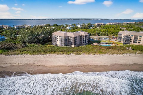 Copropriété à vendre à Stuart, Floride: 2 chambres, 137.03 m2 № 2192486 - photo 5