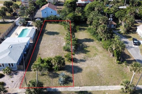 Terreno en venta en Daytona Beach, Florida № 1140221 - foto 1