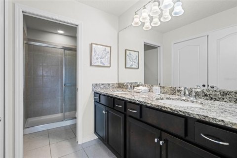Townhouse in Kissimmee, Florida 5 bedrooms, 210.42 sq.m. № 1613190 - photo 19
