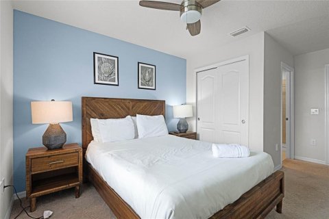 Townhouse in Kissimmee, Florida 5 bedrooms, 210.42 sq.m. № 1613190 - photo 20