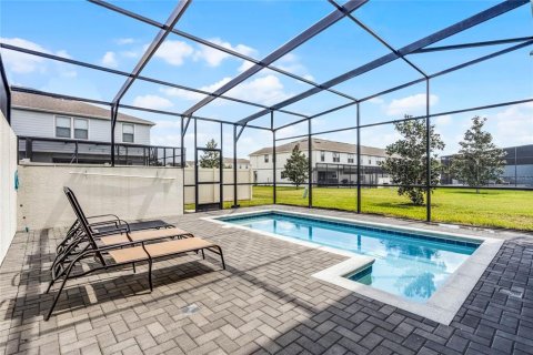Townhouse in Kissimmee, Florida 5 bedrooms, 210.42 sq.m. № 1613190 - photo 29