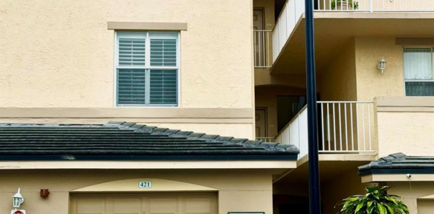 Apartment in Wellington, Florida 3 bedrooms, 103.4 sq.m. № 2176956
