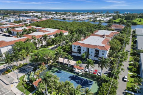 Copropriété à vendre à Boynton Beach, Floride: 2 chambres, 105.63 m2 № 2187606 - photo 9