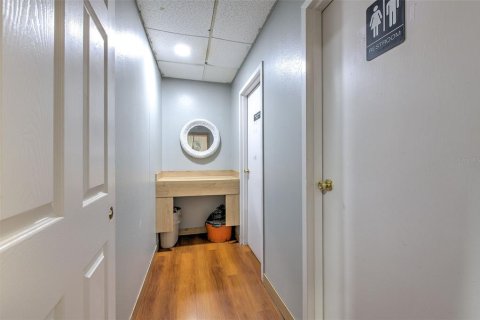 Commercial property in Tampa, Florida № 2226879 - photo 28