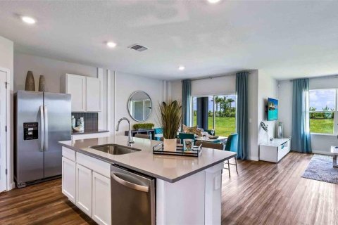 Villa ou maison à vendre à Lakewood Ranch, Floride: 4 chambres, 169.83 m2 № 1666675 - photo 4