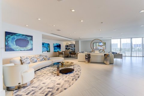 Condominio en venta en Sunny Isles Beach, Florida, 2 dormitorios, 143.16 m2 № 1937884 - foto 23
