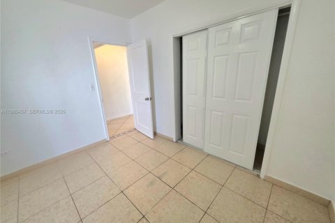 House in Miami Beach, Florida 1 bedroom № 2044021 - photo 18