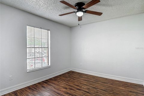 Condominio en alquiler en Land O' Lakes, Florida, 2 dormitorios, 74.32 m2 № 1909905 - foto 11
